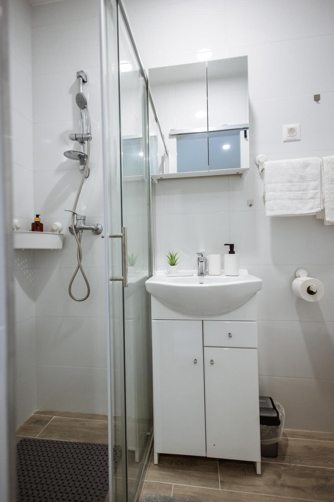 Cozy Studio Apartment In Osijek - Self Check In Εξωτερικό φωτογραφία